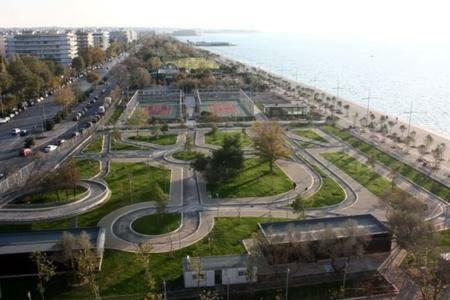 Modern Central Apartment Thessaloniki Exterior photo